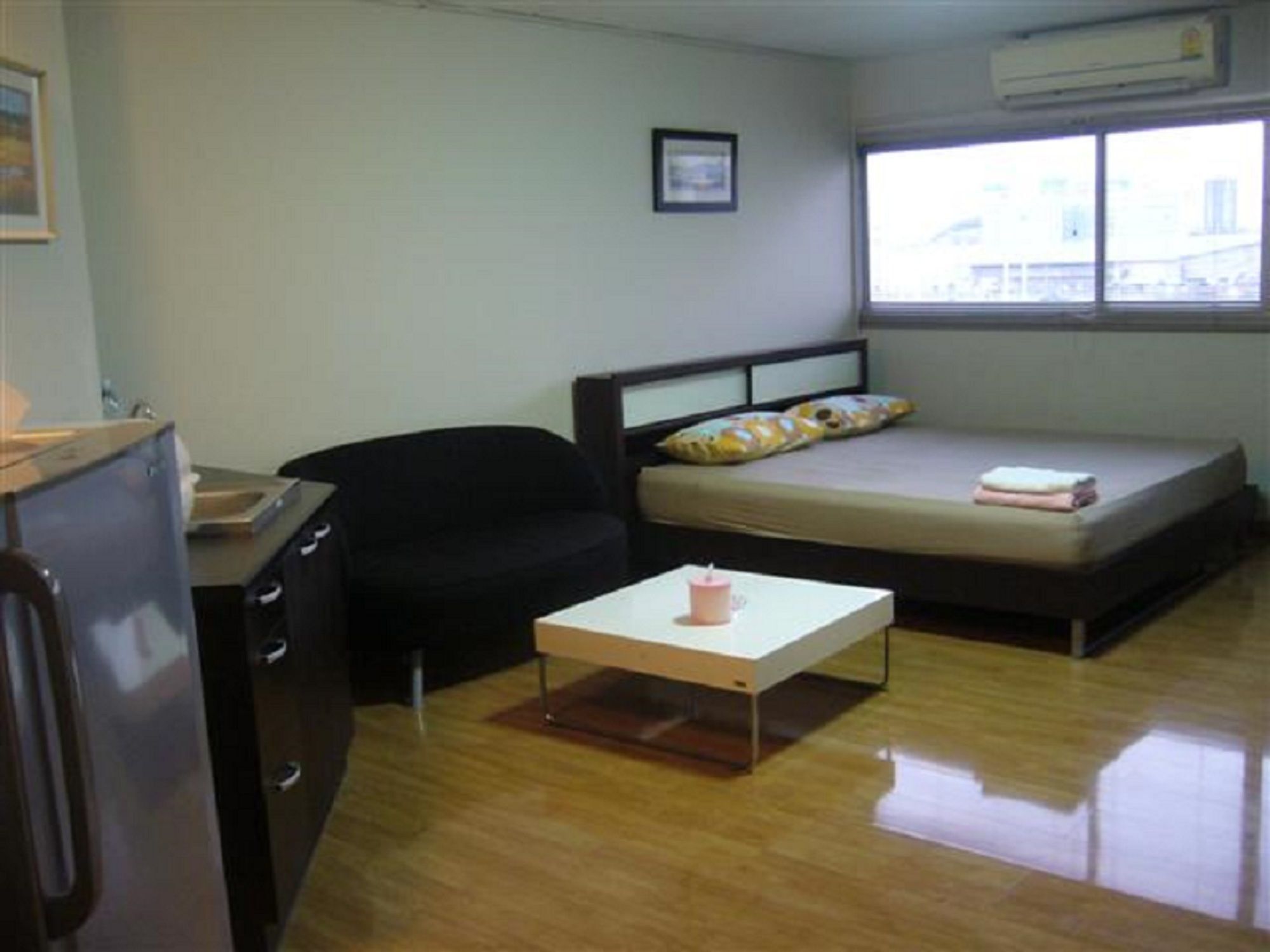 Dmk Don Mueang Airport Guest House Pakkret Kültér fotó